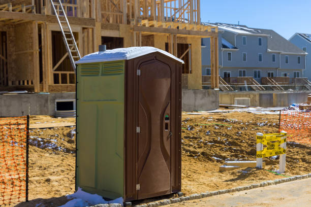 Best Portable restroom trailer rental  in Metuchen, NJ